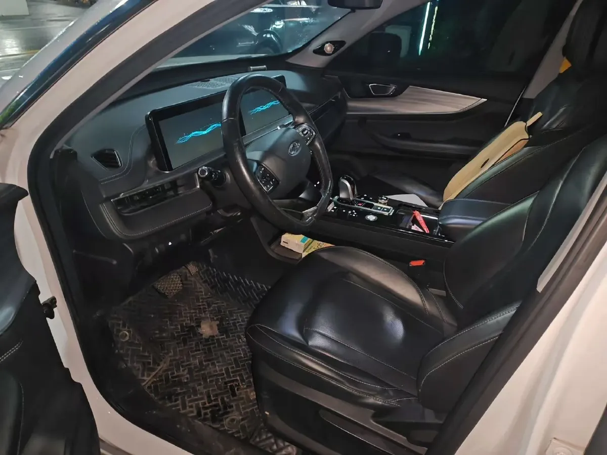 2021 Chery Tiggo 8 Plus 1.6T 197HP L4 7DCT,autocango,china used car exporter,china ev exporter,chinese used car exporter,chinese used ev exporter