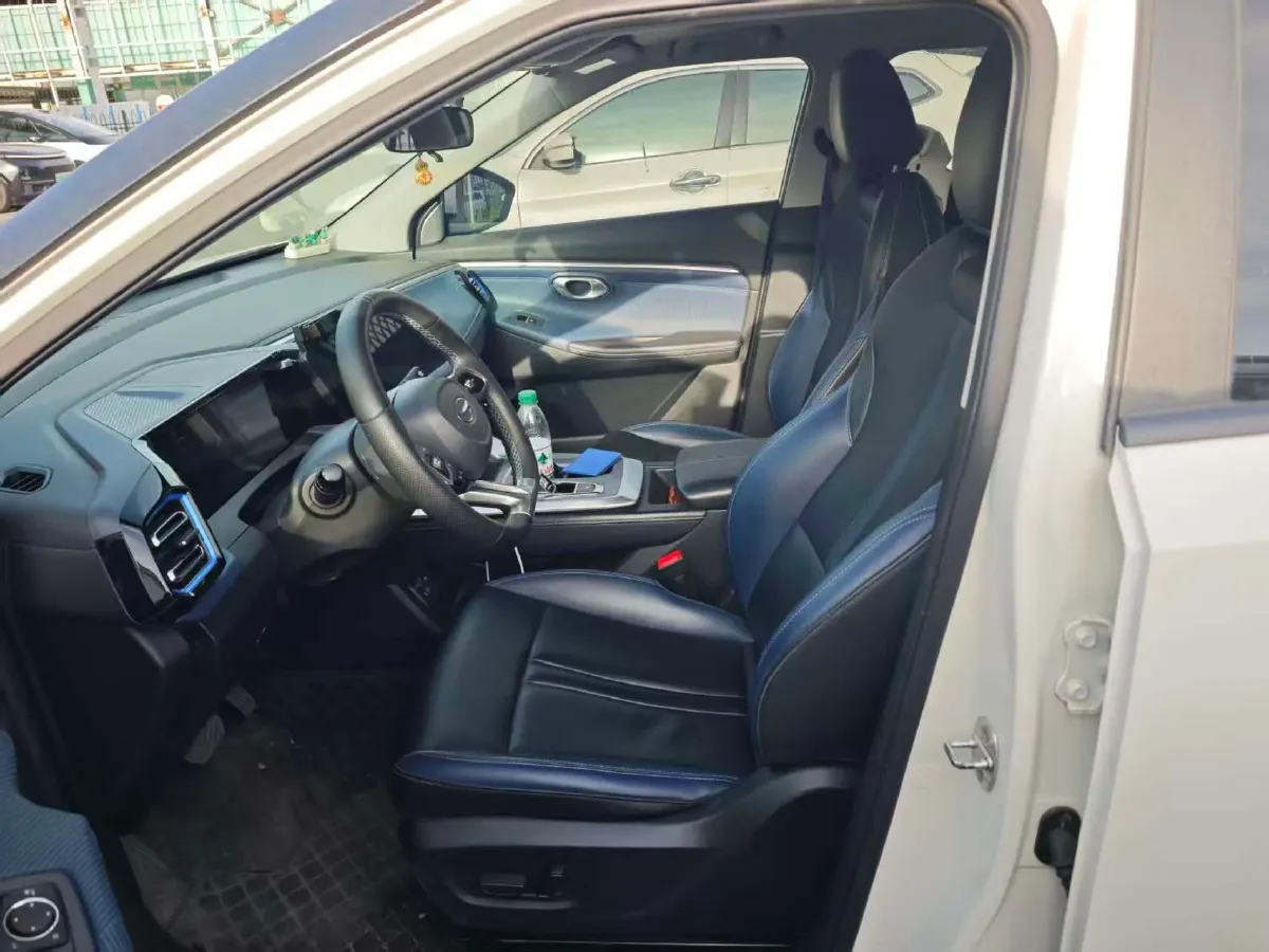 2023 GAC Trumpchi GS3 1.5T 177HP L4 7DCT,autocango,china used car exporter,china ev exporter,chinese used car exporter,chinese used ev exporter