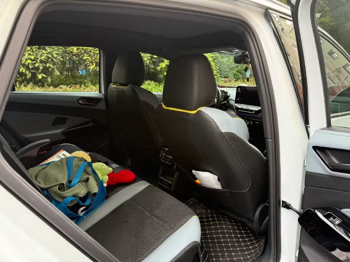 2022 Volkswagen ID.4 X BEV 83.4KWH,autocango,china used car exporter,china ev exporter,chinese used car exporter,chinese used ev exporter