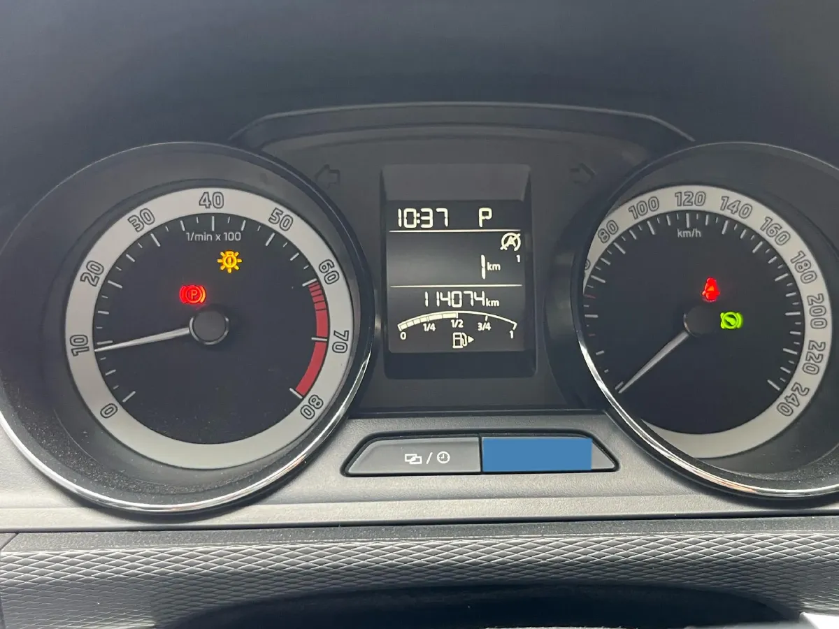 2018 Skoda Rapid Spaceback 1.4T 131HP L4 7DCT,autocango,china used car exporter,china ev exporter,chinese used car exporter,chinese used ev exporter