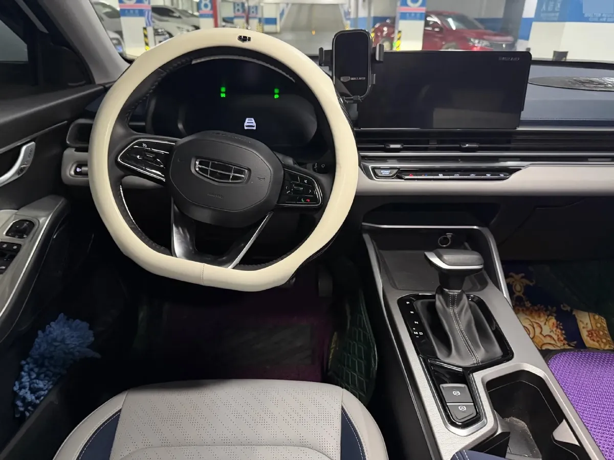 2022 Geely Emgrand 1.5L 114HP L4 CVT,autocango,china used car exporter,china ev exporter,chinese used car exporter,chinese used ev exporter