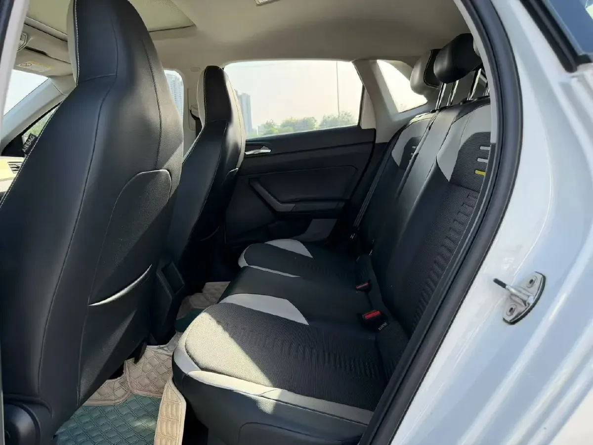 2021 Haval H6 1.5T 169HP L4 7DCT,autocango,china used car exporter,china ev exporter,chinese used car exporter,chinese used ev exporter