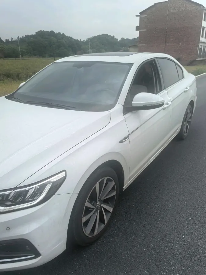2019 Roewe RX5 MAX 2.0T 231HP L4 6DCT,autocango,china used car exporter,china ev exporter,chinese used car exporter,chinese used ev exporter