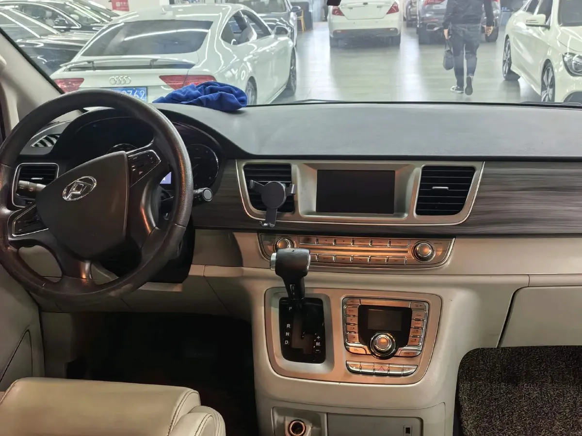 2019 MAXUS G10 2.0T 218HP L4 6AT,autocango,china used car exporter,china ev exporter,chinese used car exporter,chinese used ev exporter