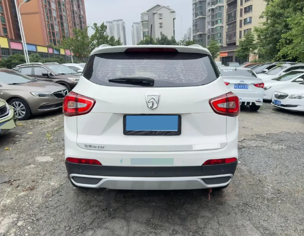 2017 BaoJun 510 1.5L 112HP L4 6MT,autocango,china used car exporter,china ev exporter,chinese used car exporter,chinese used ev exporter