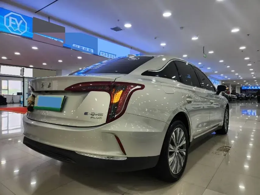 2024 HongQi E-QM5 BEV 72KWH,autocango,china used car exporter,china ev exporter,chinese used car exporter,chinese used ev exporter