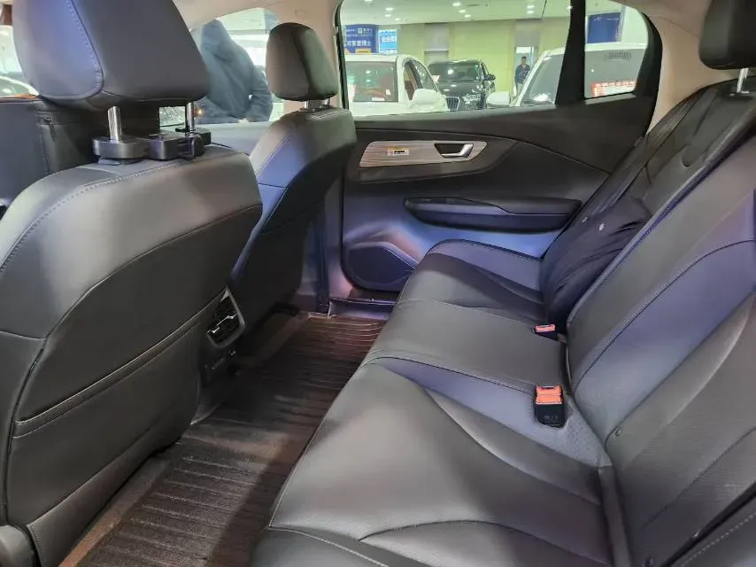 2024 HongQi E-QM5 BEV 72KWH,autocango,china used car exporter,china ev exporter,chinese used car exporter,chinese used ev exporter