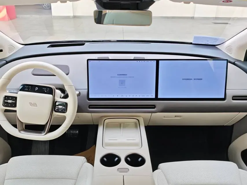 2025 Li i8 BEV,autocango,china used car exporter,china ev exporter,chinese used car exporter,chinese used ev exporter