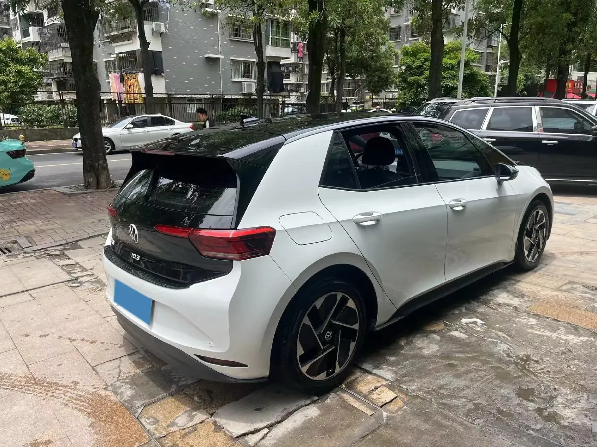 2023 Volkswagen ID.3 BEV 52.8KWH,autocango,china used car exporter,china ev exporter,chinese used car exporter,chinese used ev exporter