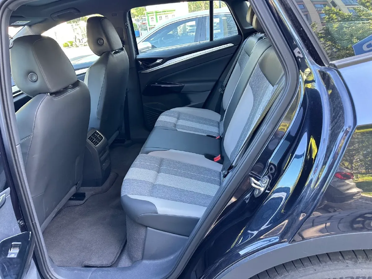 2025 Skoda Superb 2.0T 186HP L4 7DCT,autocango,china used car exporter,china ev exporter,chinese used car exporter,chinese used ev exporter