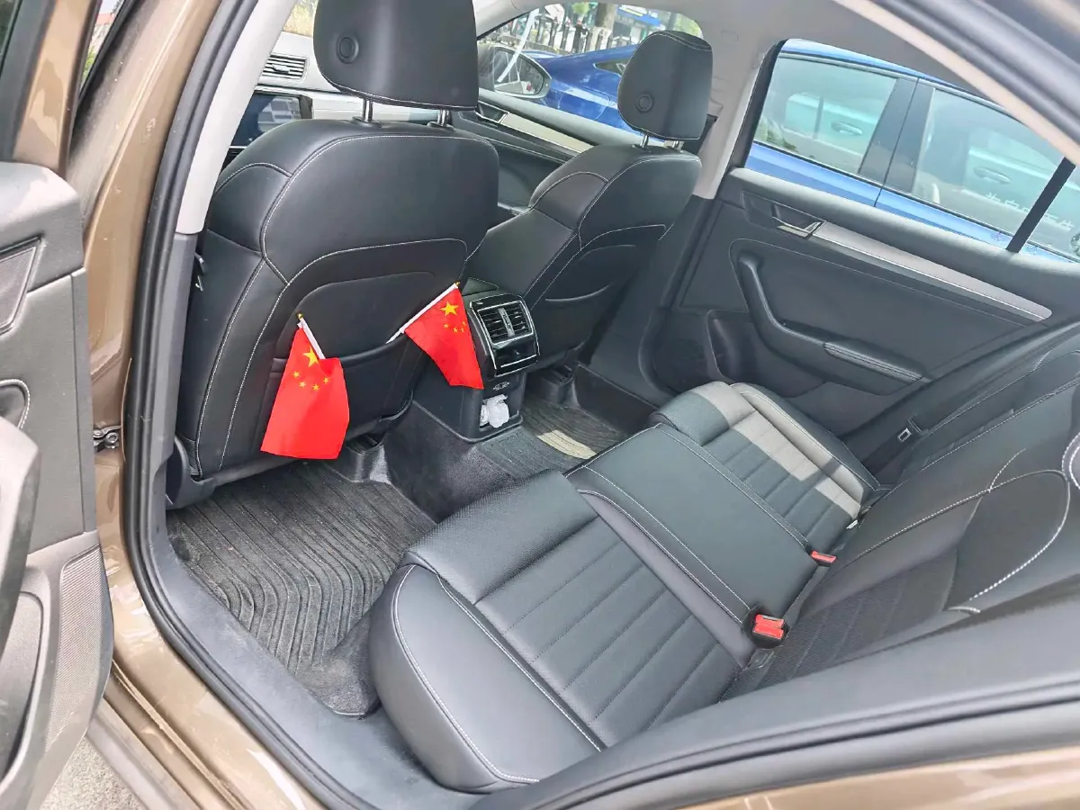 2019 Skoda Superb 1.4T 150HP L4 7DCT,autocango,china used car exporter,china ev exporter,chinese used car exporter,chinese used ev exporter