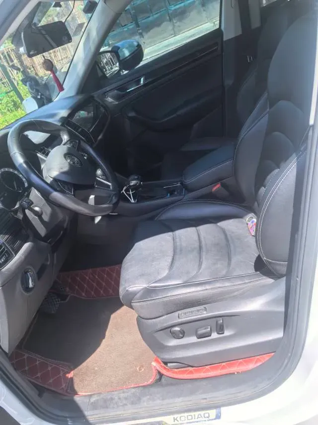 2018 Skoda Kodiak 2.0T 186HP L4 7DCT,autocango,china used car exporter,china ev exporter,chinese used car exporter,chinese used ev exporter