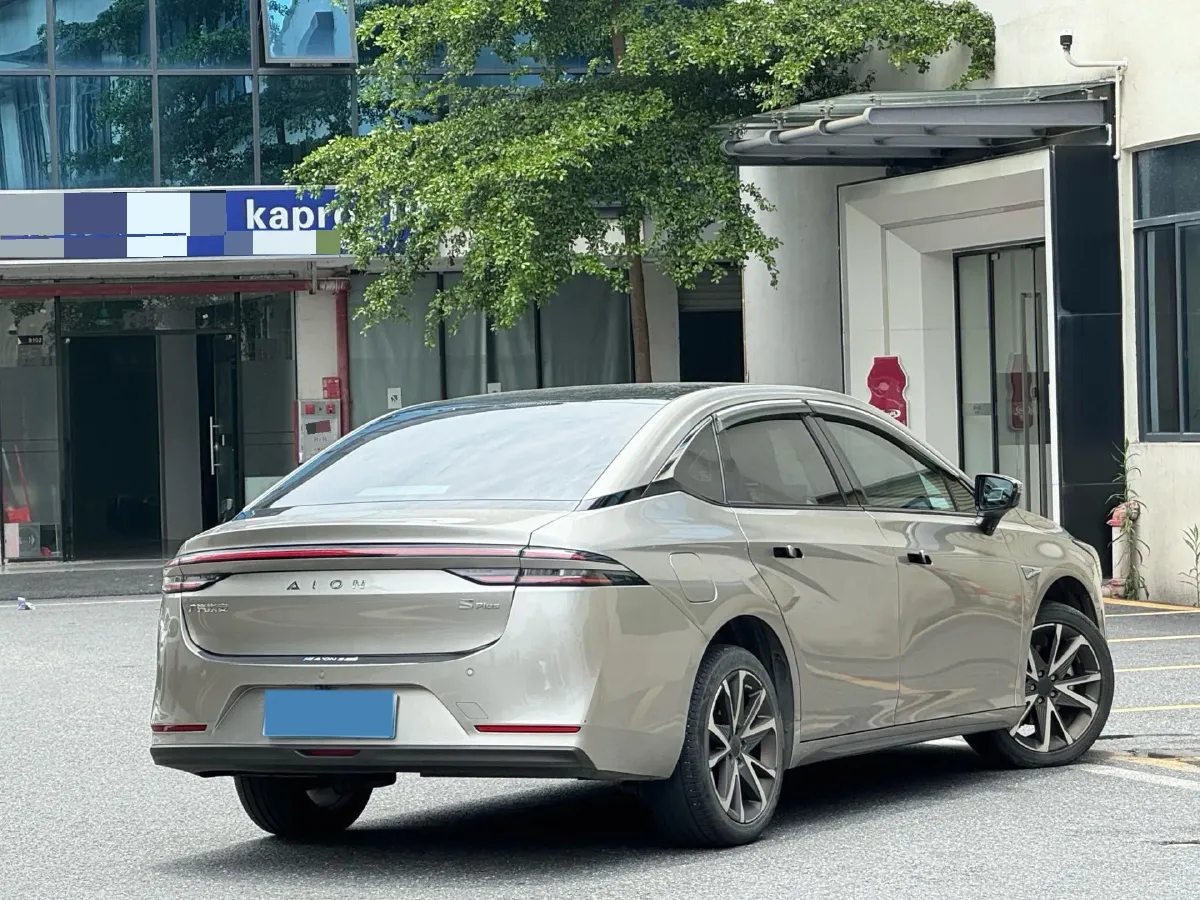 2022 ChangAn Oshan Z6 1.5T 170HP L4 6TCT PHEV 28.4KWH,autocango,china used car exporter,china ev exporter,chinese used car exporter,chinese used ev exporter