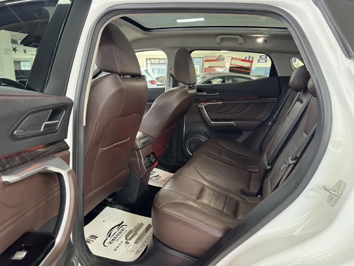 2017 WEY VV5 2.0T 197HP L4 7DCT,autocango,china used car exporter,china ev exporter,chinese used car exporter,chinese used ev exporter