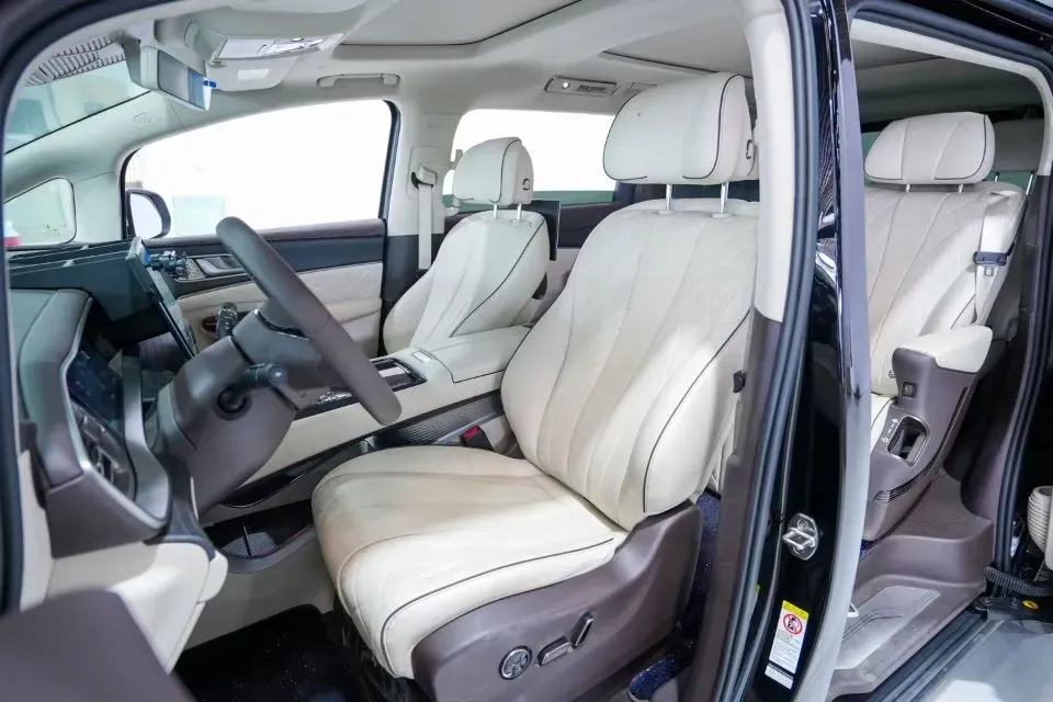 2024 Denza D9 1.5T 139HP L4 E-CVT PHEV 40KWH,autocango,china used car exporter,china ev exporter,chinese used car exporter,chinese used ev exporter