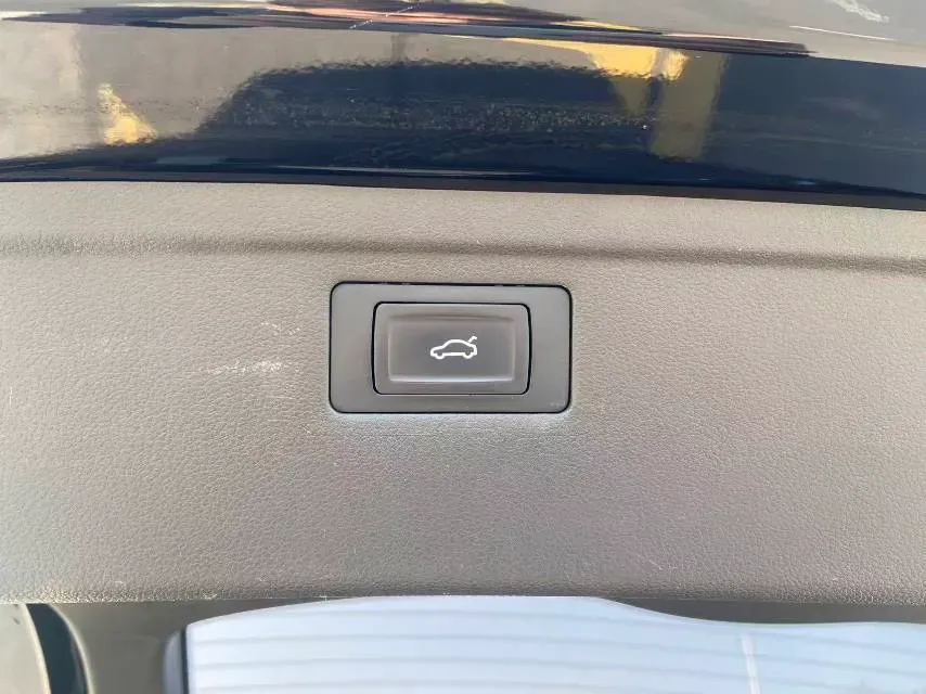 2023 DongFeng Aeolus YiXuan MAX 1.5T 190HP L4 7DCT,autocango,china used car exporter,china ev exporter,chinese used car exporter,chinese used ev exporter