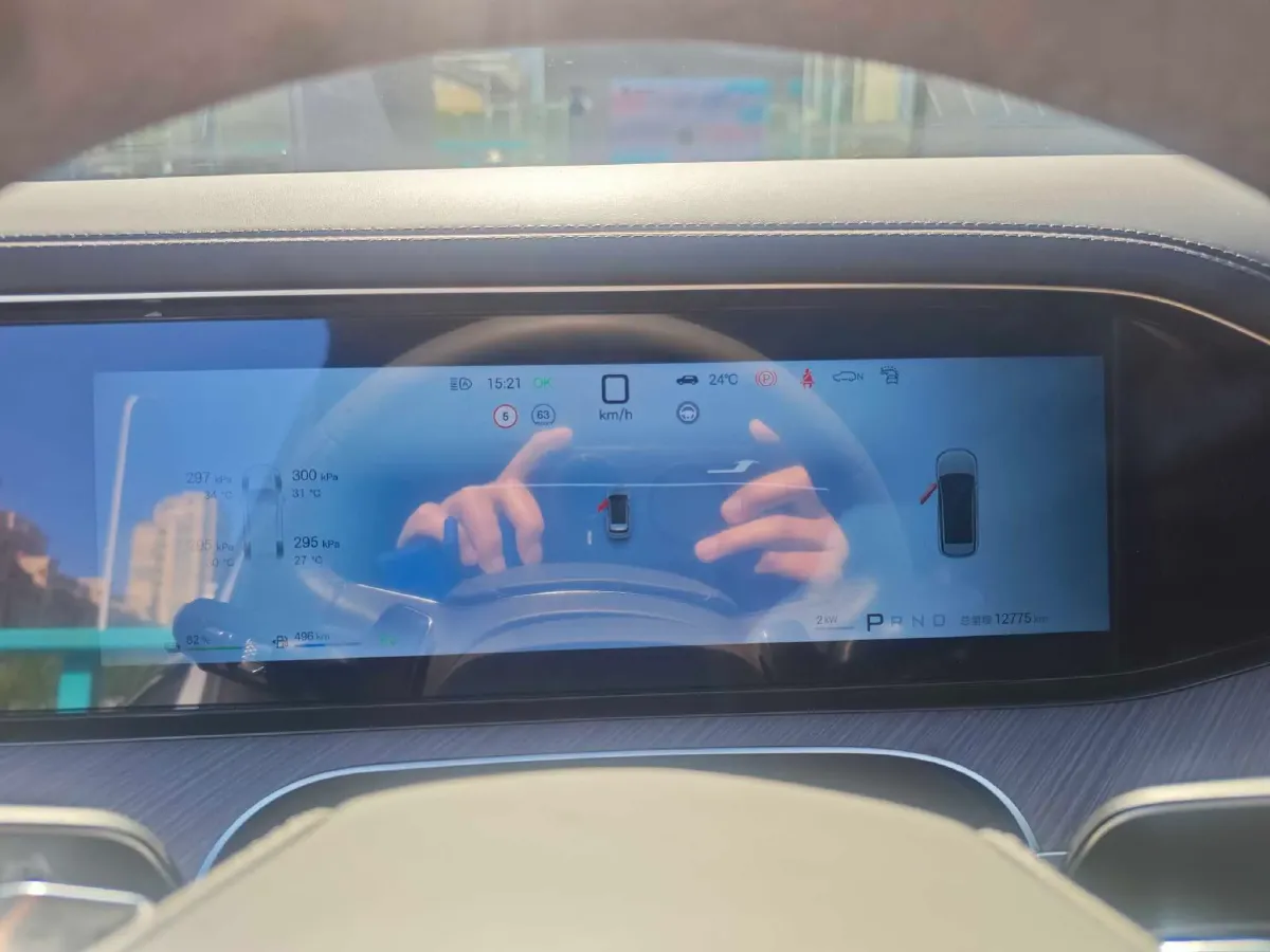 2025 Denza DenzaN9 2.0T 207HP L4 E-CVT PHEV,autocango,china used car exporter,china ev exporter,chinese used car exporter,chinese used ev exporter