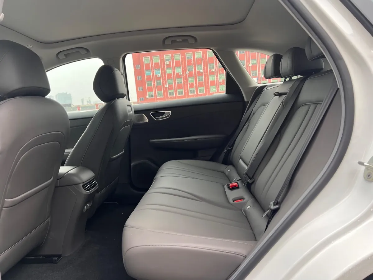 2025 HIMA Shangjie H5 REEV 98HP REEV,autocango,china used car exporter,china ev exporter,chinese used car exporter,chinese used ev exporter