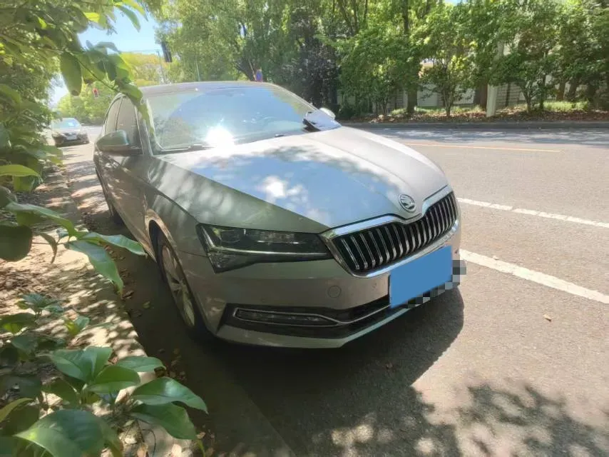 2019 Skoda Superb 1.4T 150HP L4 7DCT,autocango,china used car exporter,china ev exporter,chinese used car exporter,chinese used ev exporter