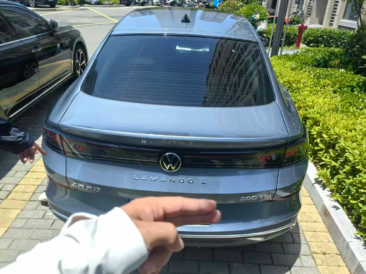2023 Volkswagen Lamando 1.4T 150HP L4 7DCT,autocango,china used car exporter,china ev exporter,chinese used car exporter,chinese used ev exporter