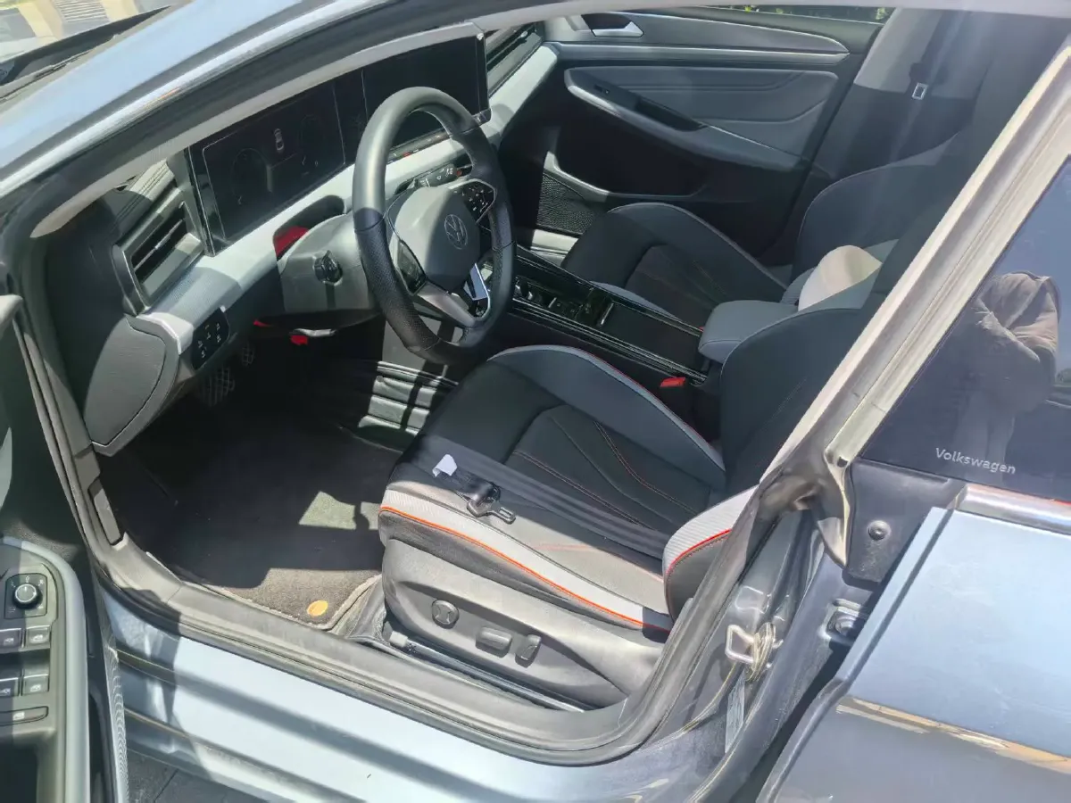 2023 Volkswagen Lamando 1.4T 150HP L4 7DCT,autocango,china used car exporter,china ev exporter,chinese used car exporter,chinese used ev exporter