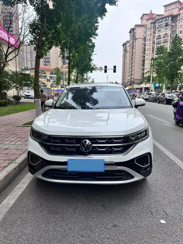 2025 Volkswagen Tayron 1.5T 160HP L4 7DCT,autocango,china used car exporter,china ev exporter,chinese used car exporter,chinese used ev exporter