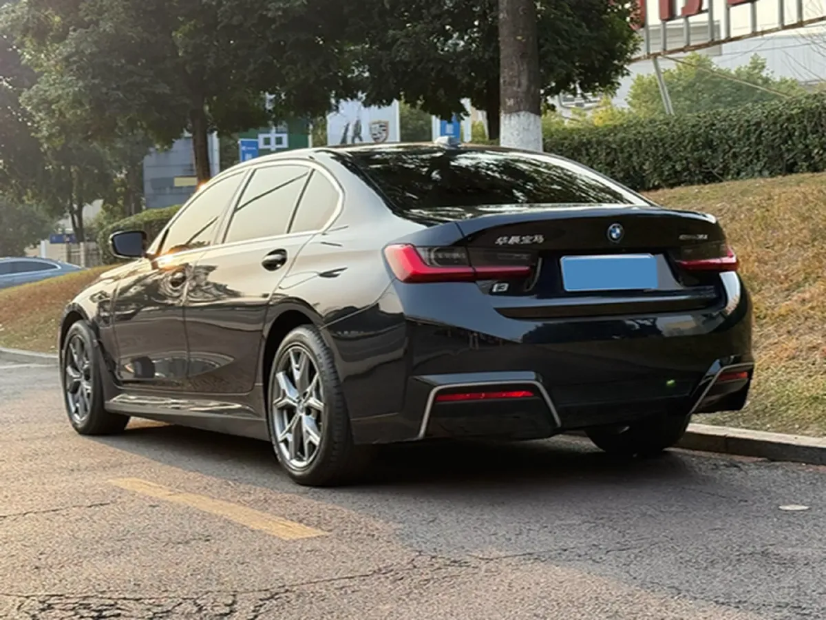 2023 BMW i3 BEV 79.05KWH,autocango,china used car exporter,china ev exporter,chinese used car exporter,chinese used ev exporter