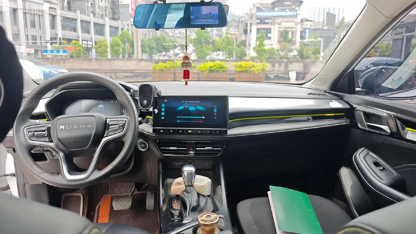 2021 Roewe i5 1.5L 120HP L4 CVT,autocango,china used car exporter,china ev exporter,chinese used car exporter,chinese used ev exporter