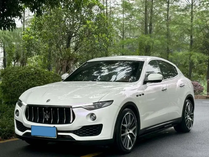 2018 Maserati Levante 3.0T 350HP V6 8AT,autocango,china used car exporter,china ev exporter,chinese used car exporter,chinese used ev exporter