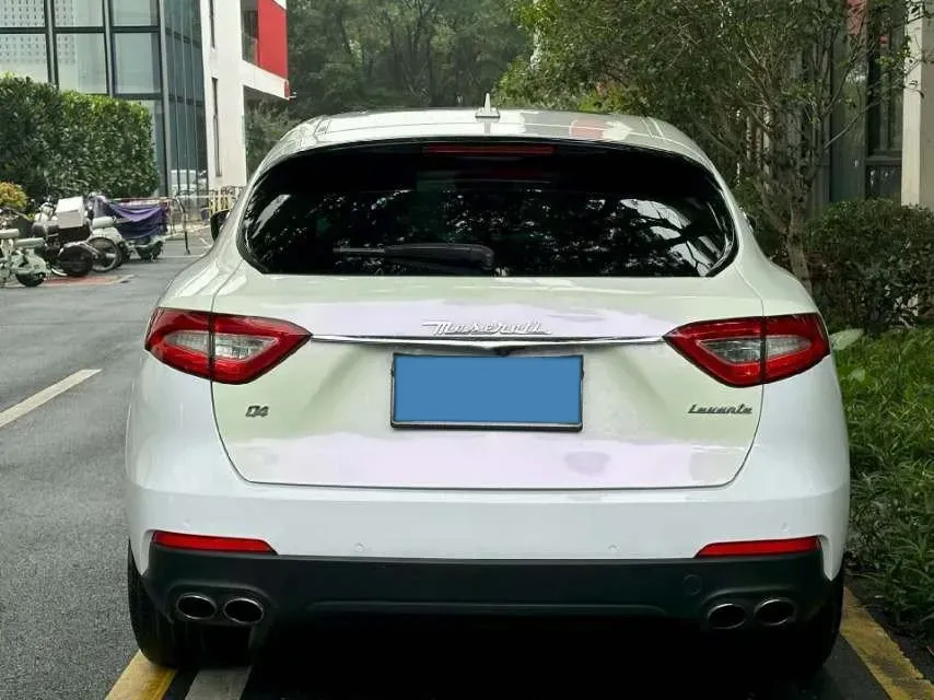 2018 Maserati Levante 3.0T 350HP V6 8AT,autocango,china used car exporter,china ev exporter,chinese used car exporter,chinese used ev exporter