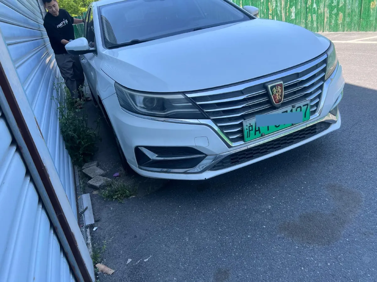 2017 Roewe i6 1.0T 125HP L3 2AT PHEV,autocango,china used car exporter,china ev exporter,chinese used car exporter,chinese used ev exporter