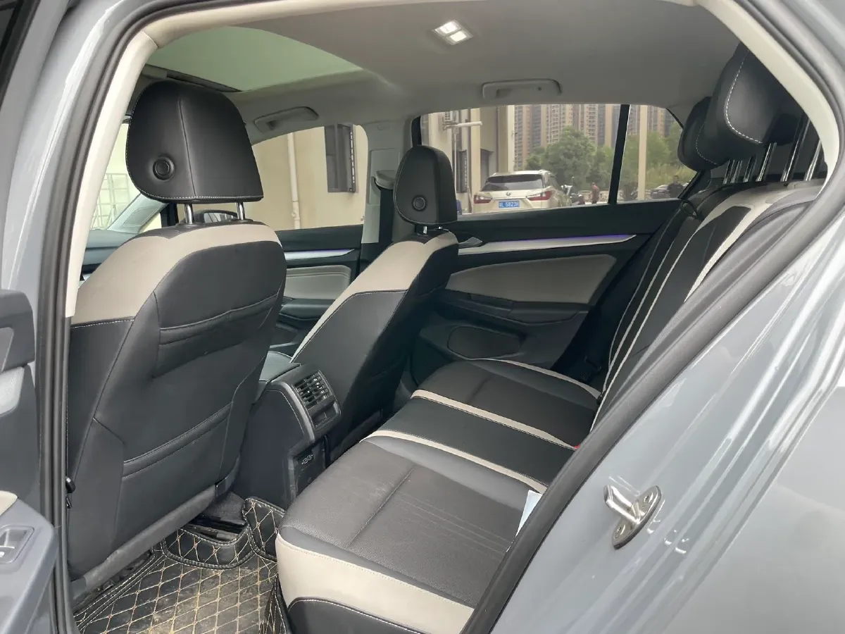 2021 Volkswagen Golf 1.4T 150HP L4 7DCT,autocango,china used car exporter,china ev exporter,chinese used car exporter,chinese used ev exporter