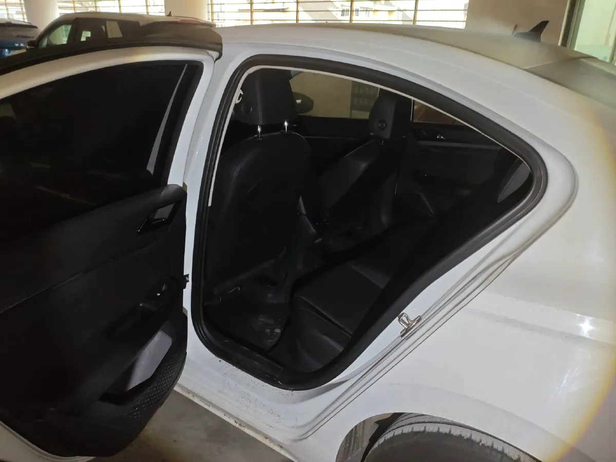 2020 Volkswagen Bora 1.5L 113HP L4 6AT,autocango,china used car exporter,china ev exporter,chinese used car exporter,chinese used ev exporter