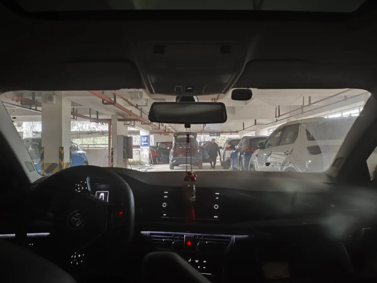 2020 Volkswagen Bora 1.5L 113HP L4 6AT,autocango,china used car exporter,china ev exporter,chinese used car exporter,chinese used ev exporter