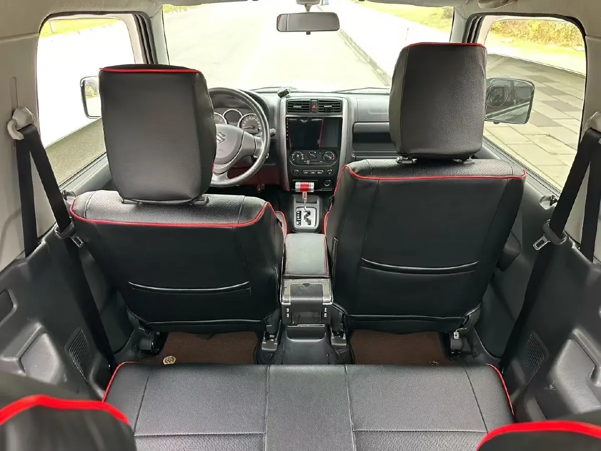 2015 Suzuki Jimny 1.3L 85HP L4 4AT,autocango,china used car exporter,china ev exporter,chinese used car exporter,chinese used ev exporter