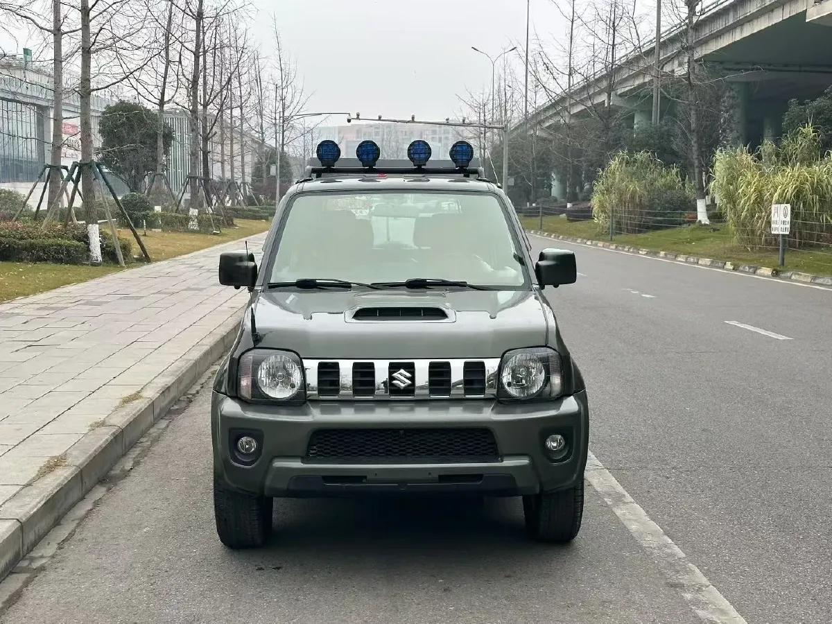 2015 Suzuki Jimny 1.3L 85HP L4 4AT,autocango,china used car exporter,china ev exporter,chinese used car exporter,chinese used ev exporter