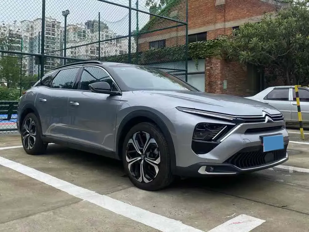 2021 Citroen C5 X 1.6T 175HP L4 8AT,autocango,china used car exporter,china ev exporter,chinese used car exporter,chinese used ev exporter