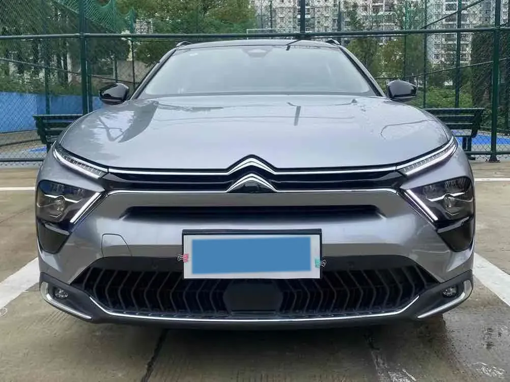 2021 Citroen C5 X 1.6T 175HP L4 8AT,autocango,china used car exporter,china ev exporter,chinese used car exporter,chinese used ev exporter