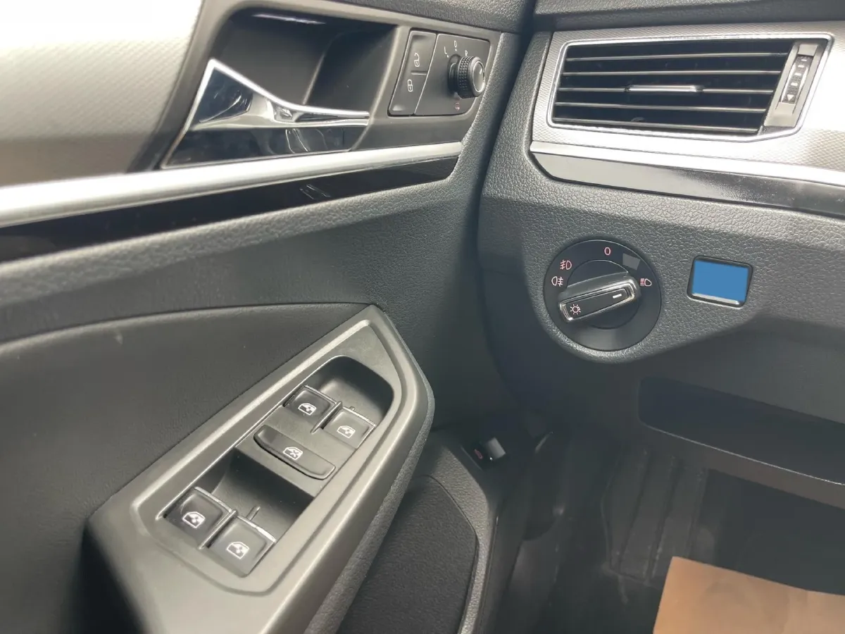 2018 Volkswagen Bora 1.5L 110HP L4 6AT,autocango,china used car exporter,china ev exporter,chinese used car exporter,chinese used ev exporter
