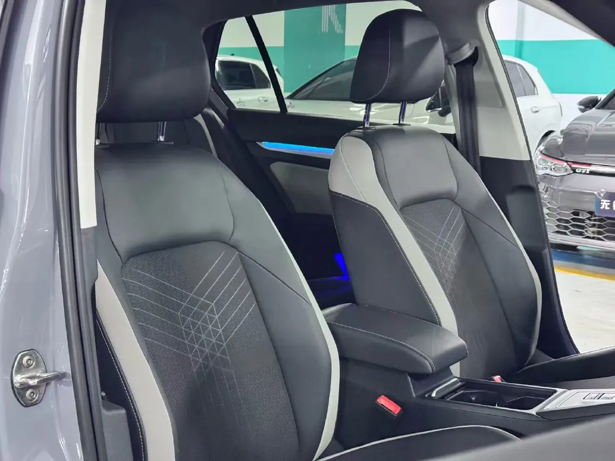 2021 Volkswagen Golf 1.4T 150HP L4 7DCT,autocango,china used car exporter,china ev exporter,chinese used car exporter,chinese used ev exporter