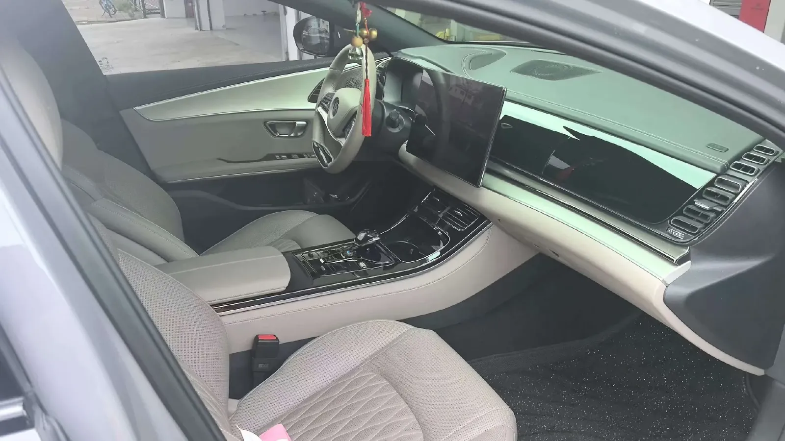 2025 BYD Han 1.5T 156HP L4 E-CVT PHEV,autocango,china used car exporter,china ev exporter,chinese used car exporter,chinese used ev exporter