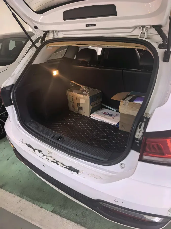 2018 Roewe Ei5 BEV 35KWH,autocango,china used car exporter,china ev exporter,chinese used car exporter,chinese used ev exporter