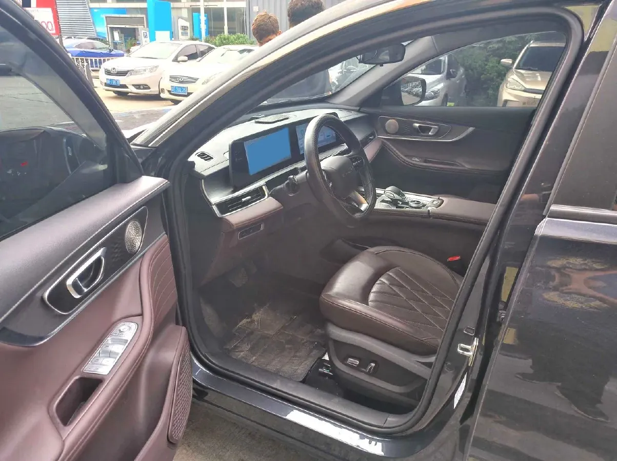 2024 Chery Tiggo 8 Plus 1.6T 197HP L4 7DCT,autocango,china used car exporter,china ev exporter,chinese used car exporter,chinese used ev exporter