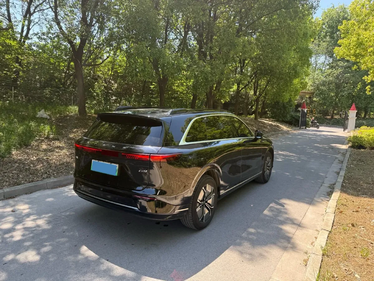 2024 Xpeng G9 BEV 78.2KWH,autocango,china used car exporter,china ev exporter,chinese used car exporter,chinese used ev exporter