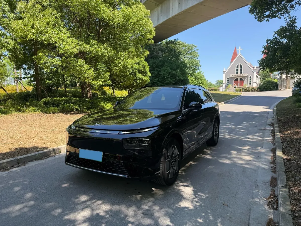 2024 Xpeng G9 BEV 78.2KWH,autocango,china used car exporter,china ev exporter,chinese used car exporter,chinese used ev exporter