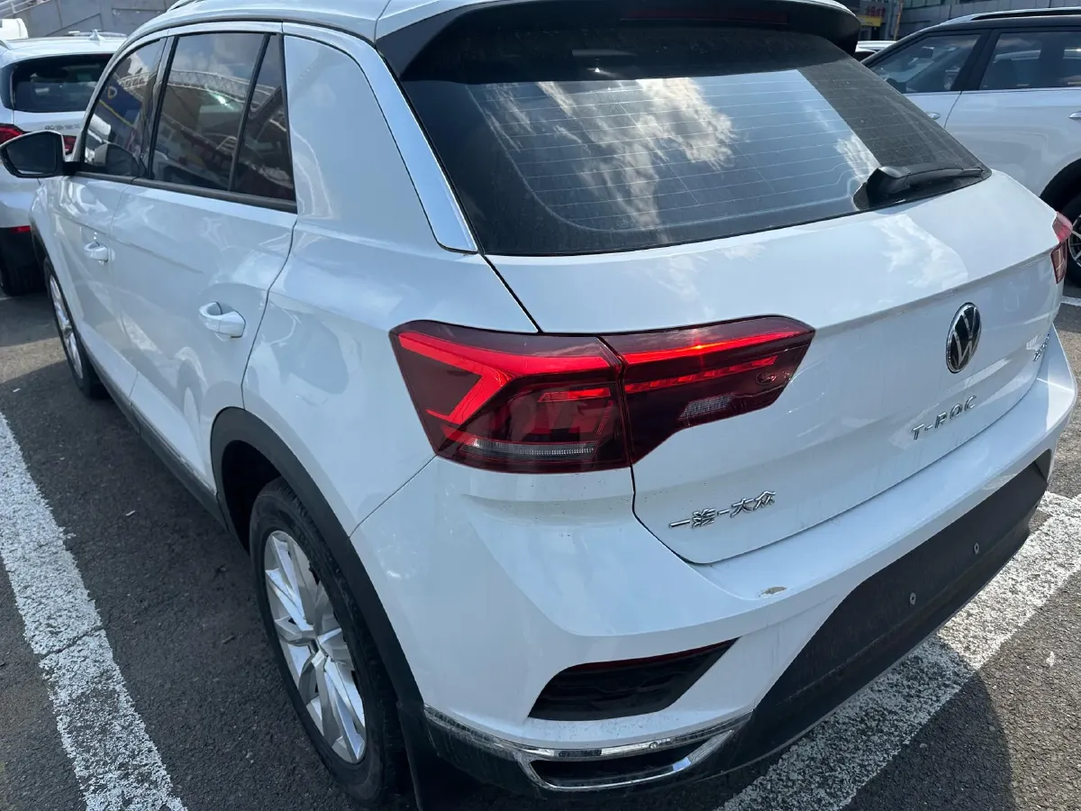 2021 Volkswagen T-Roc 1.4T 150HP L4 7DCT,autocango,china used car exporter,china ev exporter,chinese used car exporter,chinese used ev exporter