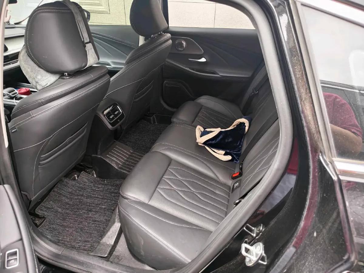 2022 Chery Arrizo 8 1.6T 197HP L4 7DCT,autocango,china used car exporter,china ev exporter,chinese used car exporter,chinese used ev exporter