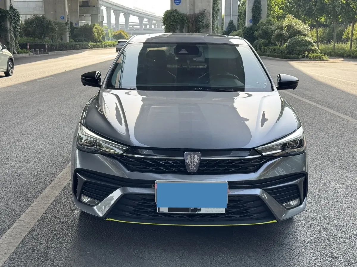 2021 Roewe i5 1.5L 120HP L4 CVT,autocango,china used car exporter,china ev exporter,chinese used car exporter,chinese used ev exporter