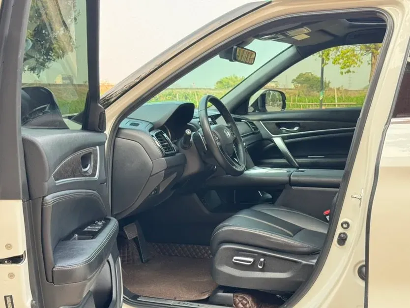 2020 Honda UR-V 2.0T 272HP L4 9AT,autocango,china used car exporter,china ev exporter,chinese used car exporter,chinese used ev exporter