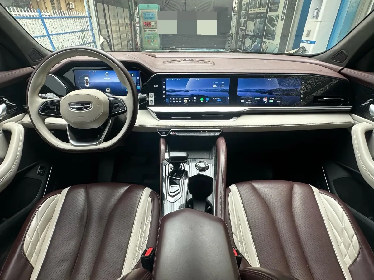 2021 Geely Monjaro 2.0T 218HP L4 7DCT,autocango,china used car exporter,china ev exporter,chinese used car exporter,chinese used ev exporter
